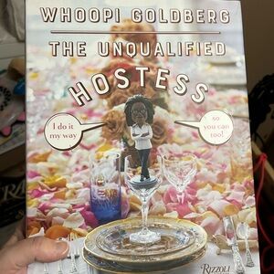 Whoopi Goldberg hostess book NWT